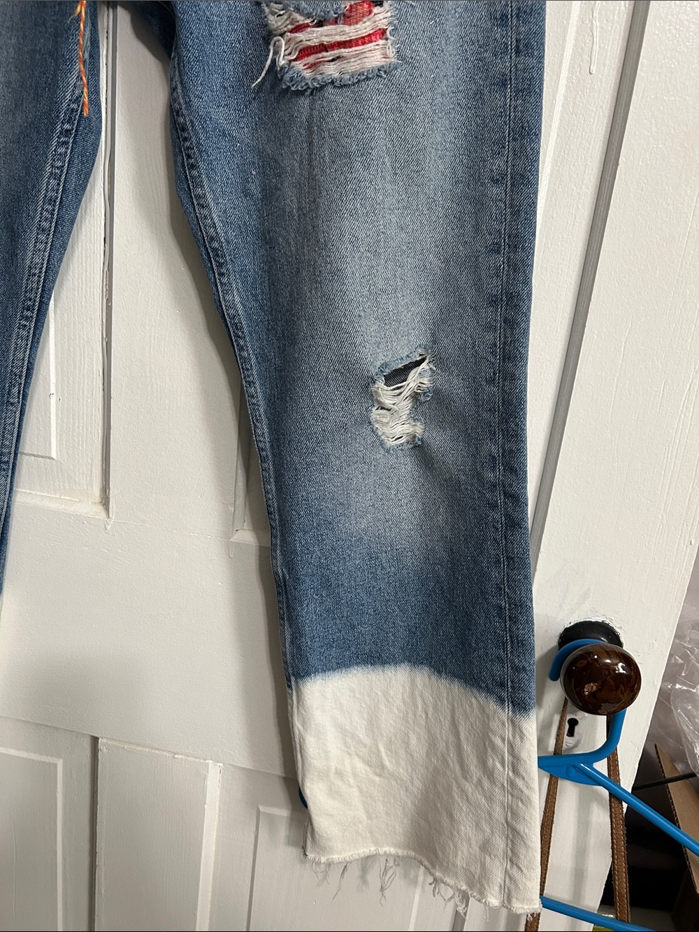 ZARA • Boho Embellished Bleached Cuff Distressed Jeans w. Bead & Floral Detail - Picture 16 of 16